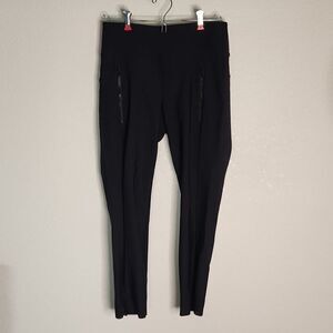 Athleta black straight leg slit cropped leggings, size small